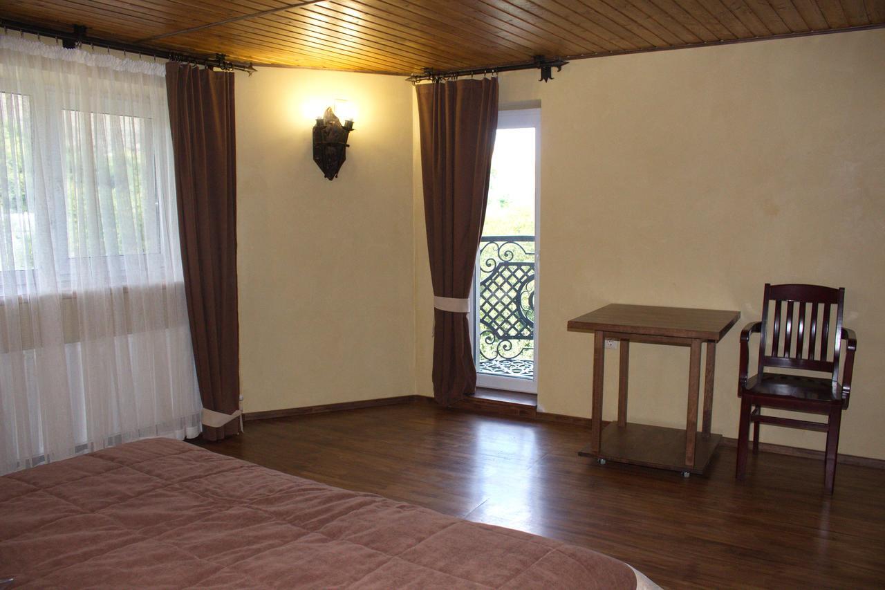Hotel Smotrytska Vezha Kamjanez-Podilskyj Exterior foto