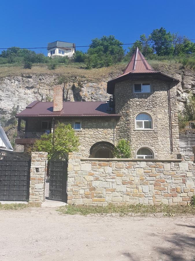 Hotel Smotrytska Vezha Kamjanez-Podilskyj Exterior foto